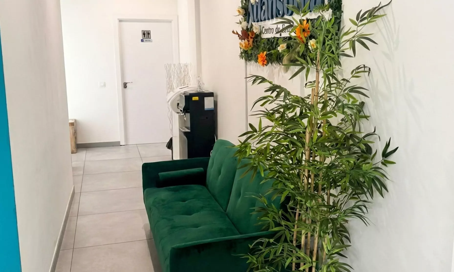 Limpieza facial 6 en 1 con microdermoabrasión y opción a máscara led