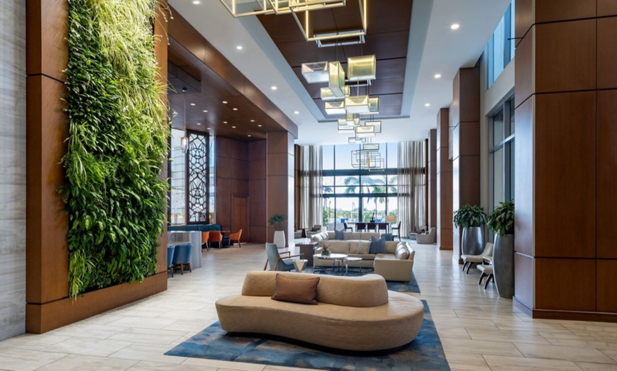 Image 8: Couple’s Massage, Pool, Champagne & More @ The Spa and Salon - Westin