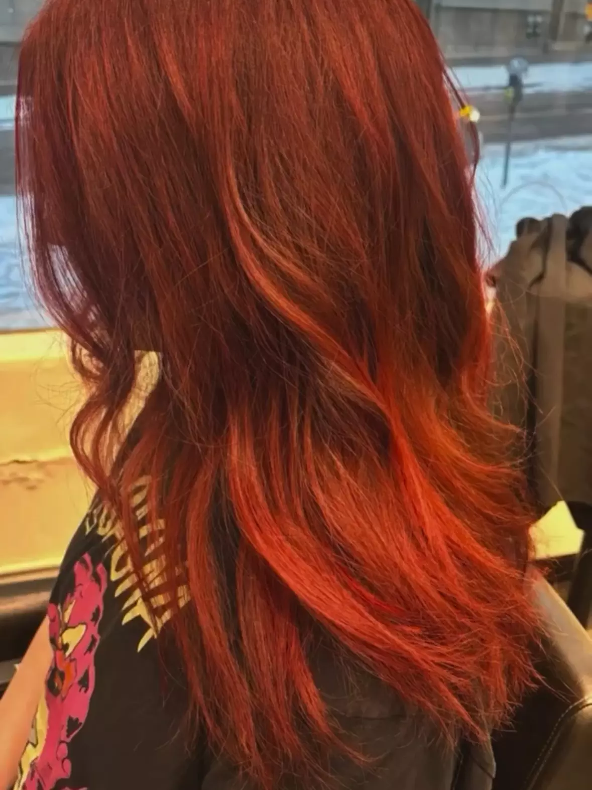 Enhance Dimension With Haircut, Highlights & Conditioning
