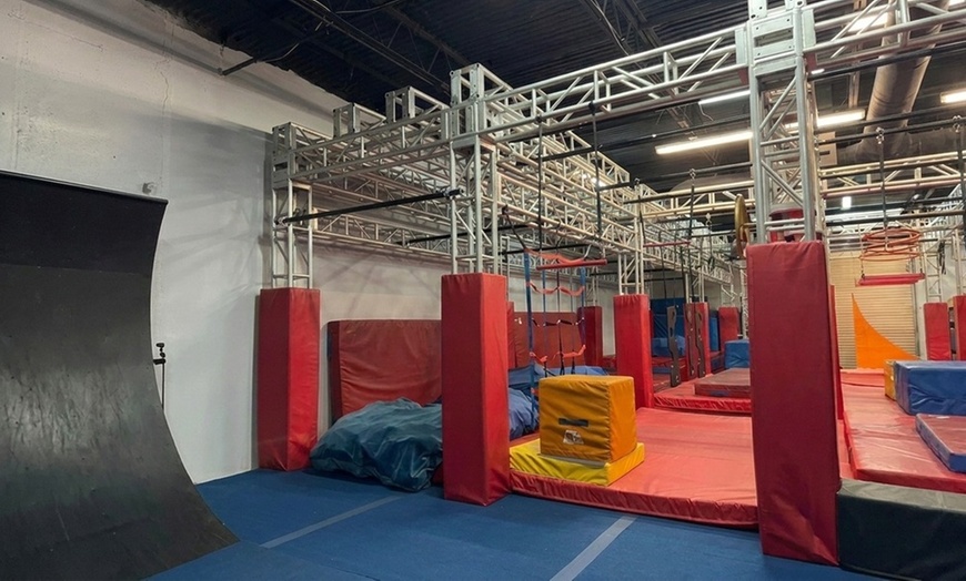 Image 4: Obstacle Course Training for One Two or Three People