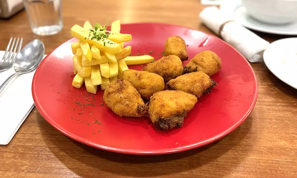 Cocina mediterránea para 2 o 4 en El Parque, en el barrio de Chamberí