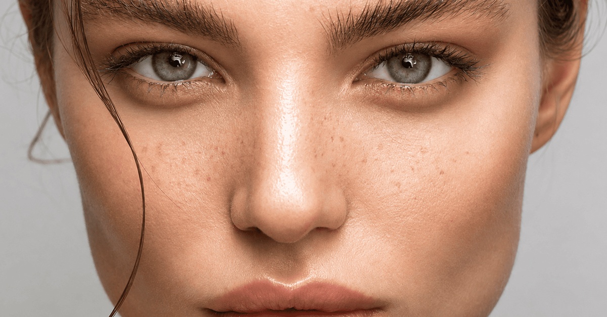 Lifting y tinte de pestañas con diseño y depilación de cejas en Barcelona