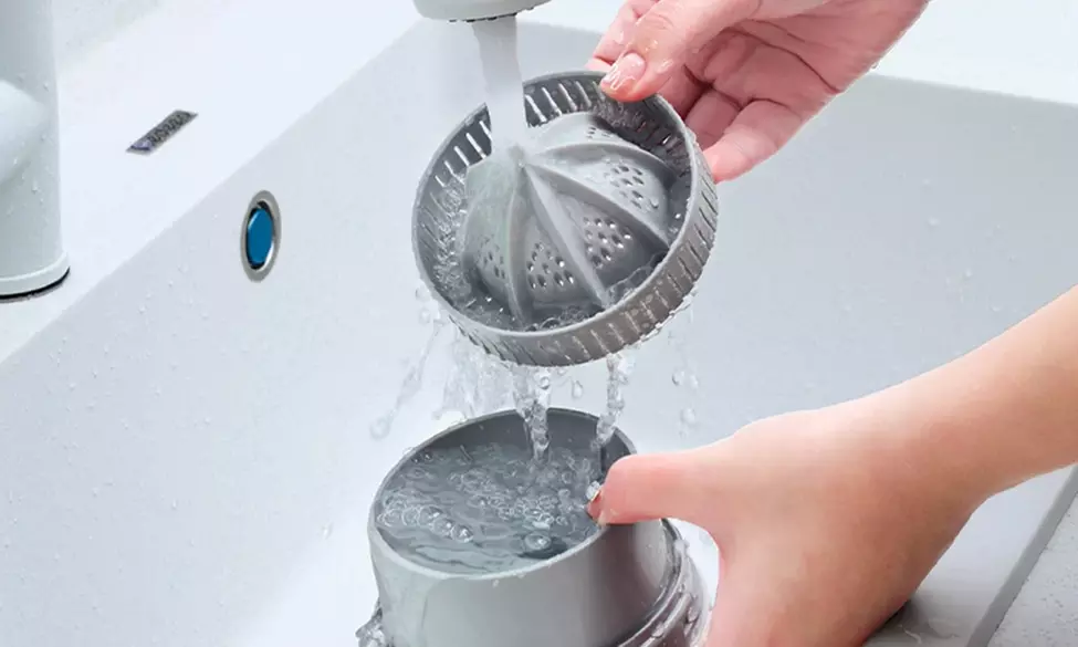 Exprimidor eléctrico recargable