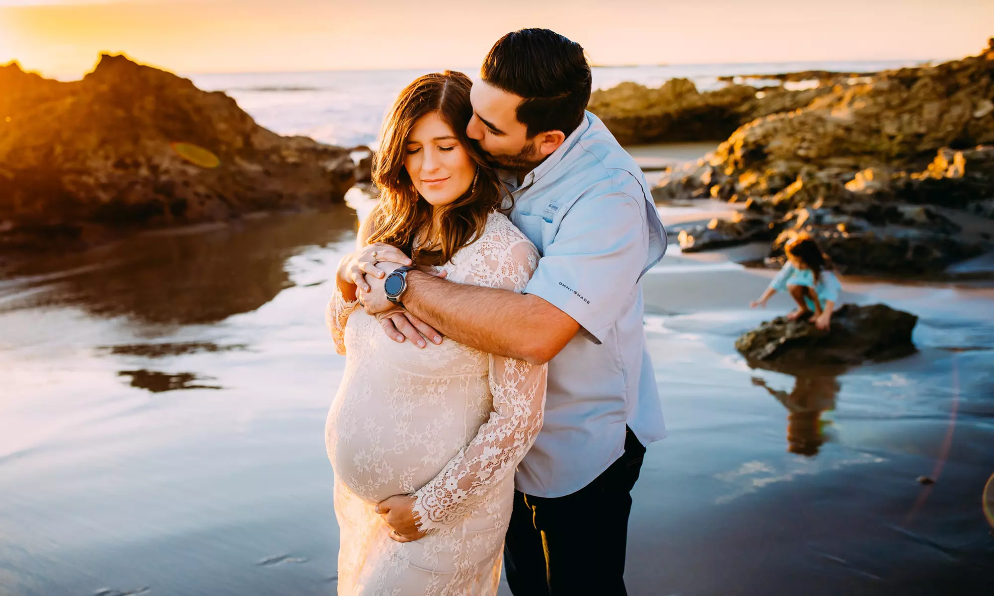 Create Lasting Memories with Full or Mini Maternity Shoot