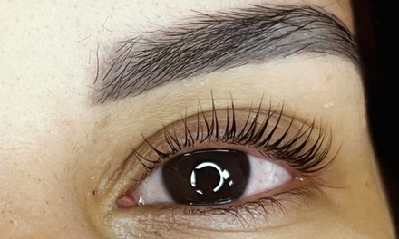 Rehaussement de cils sans teinture