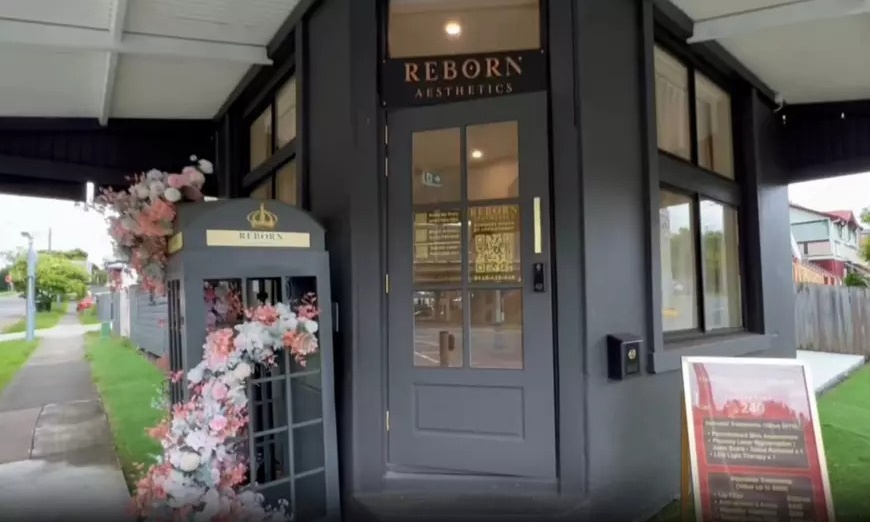 Image 4: Get a Revamped Look: 1ml,2ml. 3ml, or 5ml Augmentation Dermal Filler 