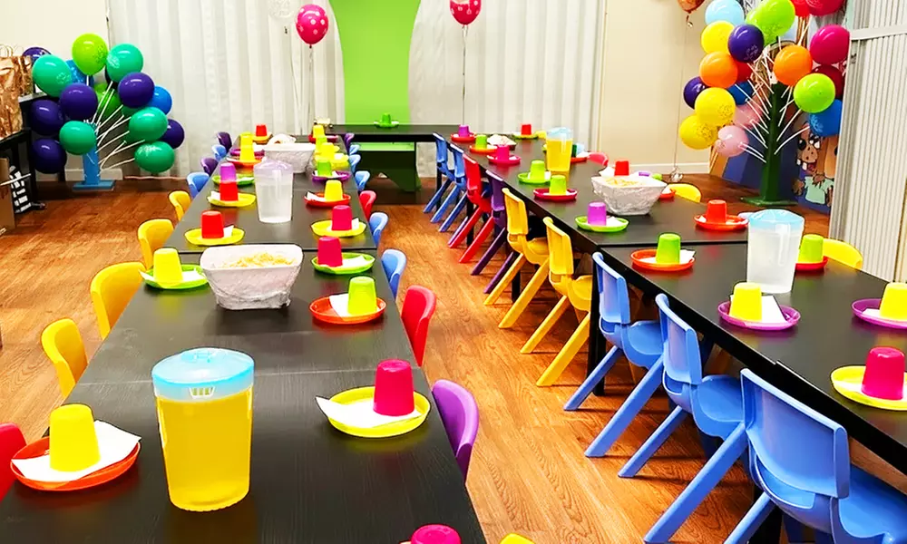 Weekday or Weekend Entry or Super or Junior 5 or 10-Visit Play Pass