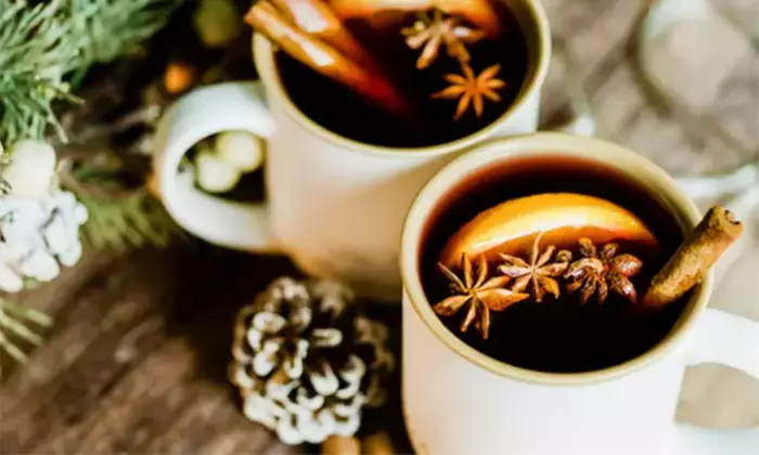 Gemeinsam den Winter genießen: 2-für-1-Glühwein-Special für einen unvergesslichen Abend (50% sparen) - Primary Image