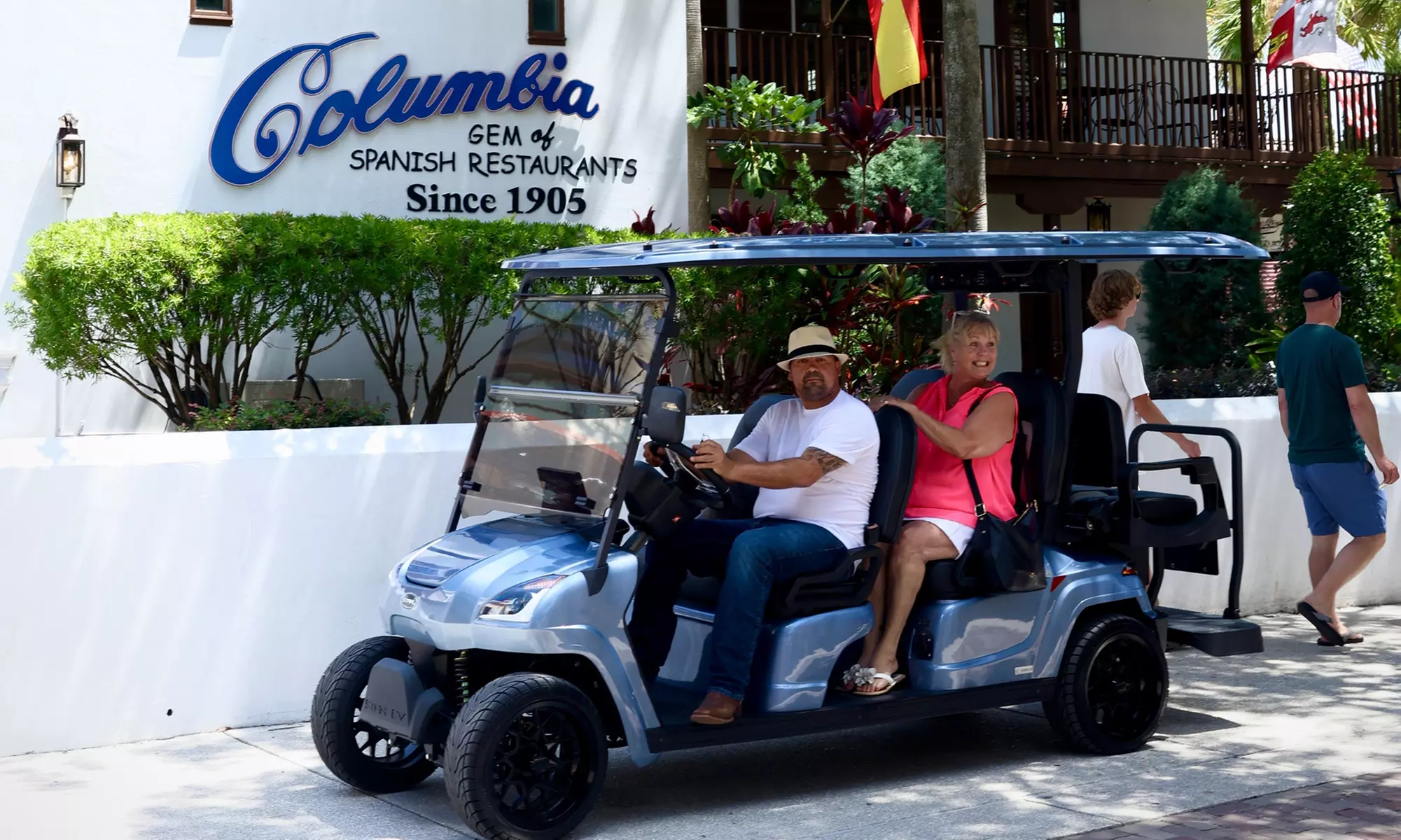 Guided Bilingual City Tour in a Luxurious Electric Golf Cart - Florida