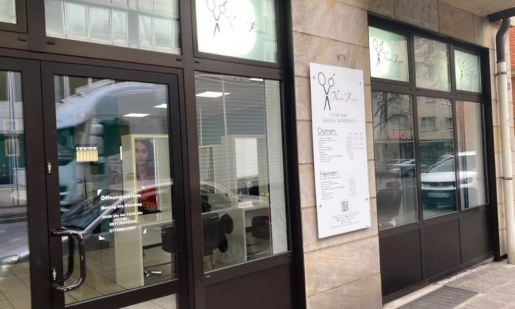 Cut, Color & Care: Dein Rundum-Schönheitsprogramm für’s Haar