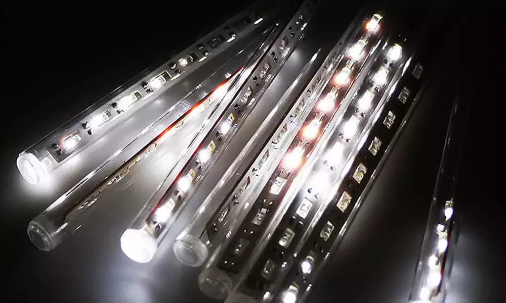 Fino a 2 confezioni di luci decorative a goccia impermeabili