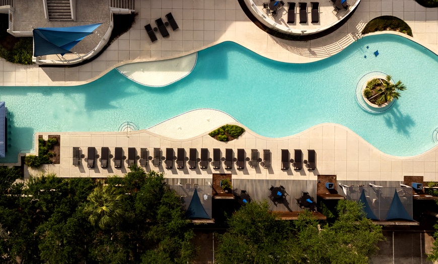 Image 16: Texas Waterfront Resort Escape with Poolside Bar & Dining Experiences