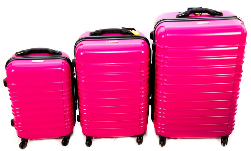 Image 80: Discovery Three-Piece Luggage