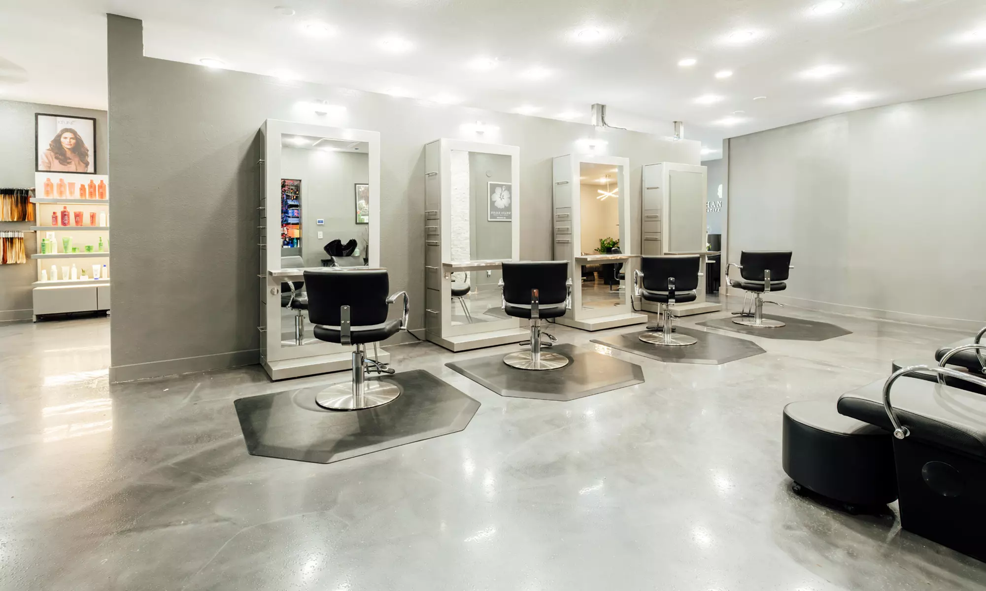 1, 3 or 5 Sessions Blowout Style Plus Deep Conditioning Hair Treatment