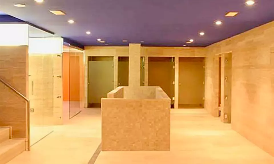 Circuito spa privado con masaje para 2 personas en Hyltor Spa