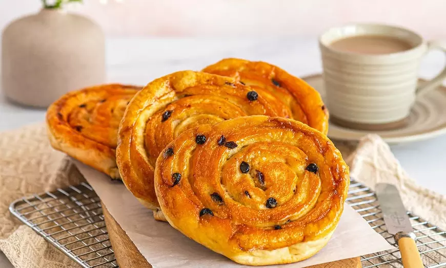 Image 7: Enjoy a Classic or Celebration Brunch for Two or Four People