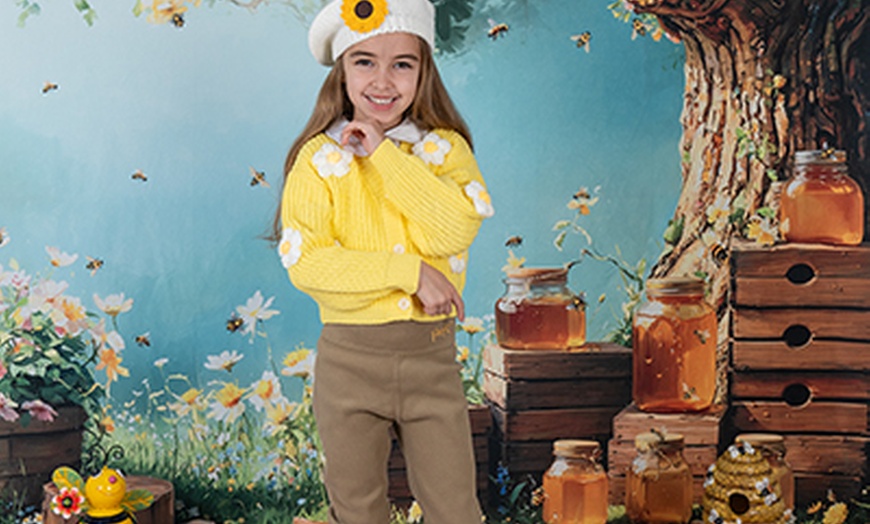 Image 1: 30 or 60-Min In-Studio Photography and a 8x10'' Canvas Display 