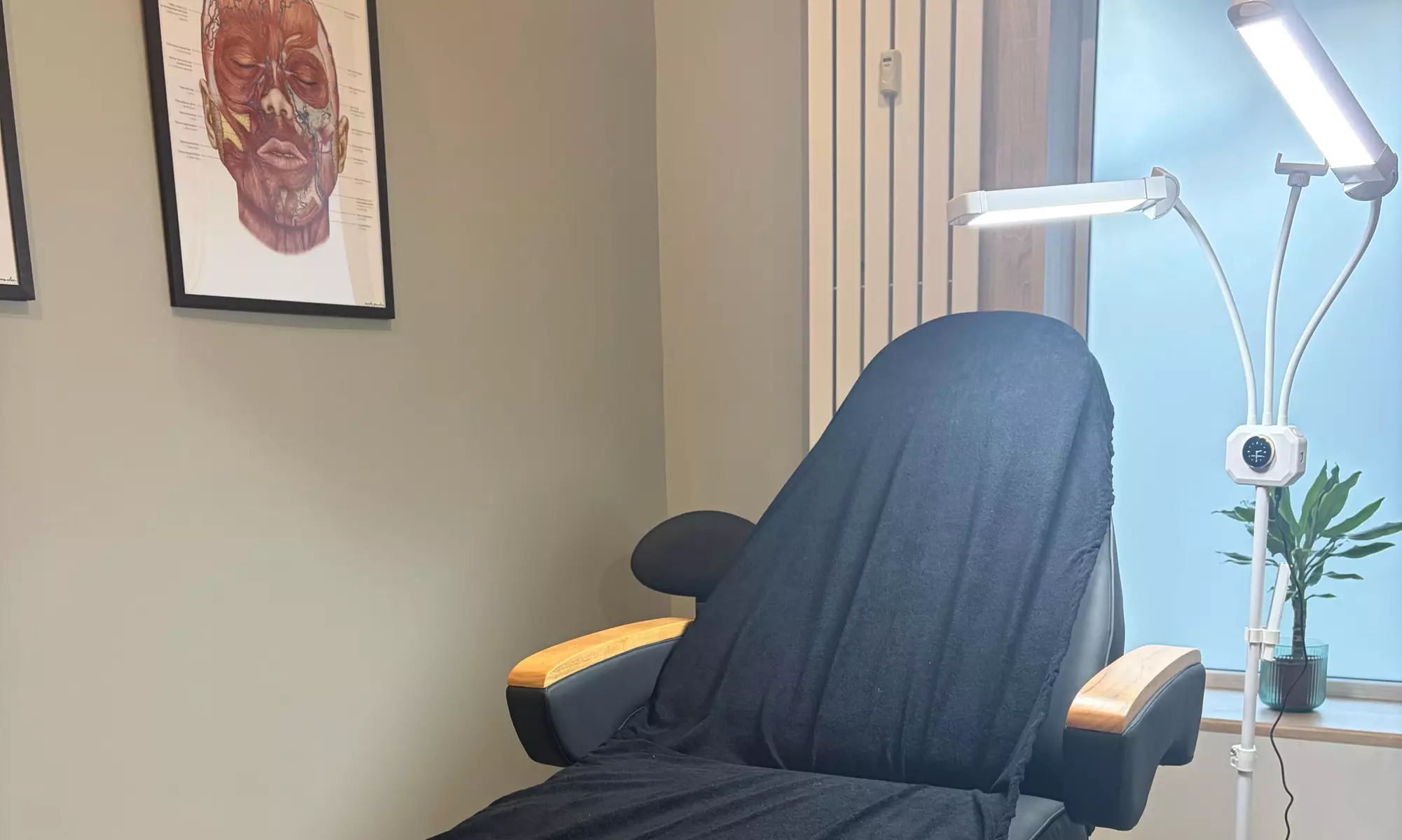 Peeling węglowy (laserowy) twarzy z opcjonalną maską i więcej