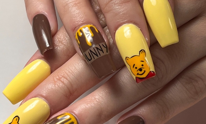 Image 4: Enjoy a Gel Manicure and Pedicure Combo