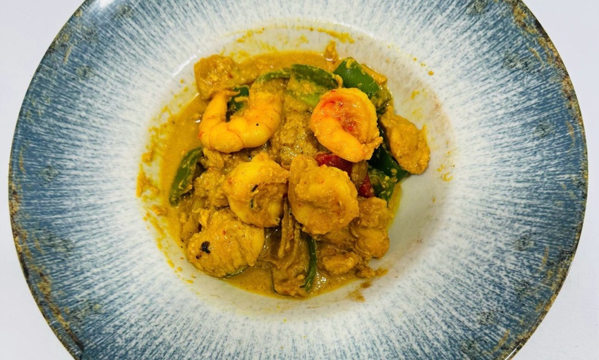 Image 4: Descubre la auténtica cocina tailandesa: menú para 2 o 4 personas 