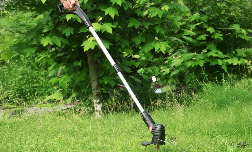 Image 1: Electric Handheld Cordless Mini Trimmer