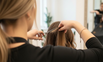 sesión de peluquería de lavado, corte y peinado - malaga Diamonds Beauty Center