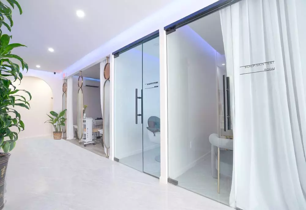 Deluxe Head Therapy at H&K Health Beauty