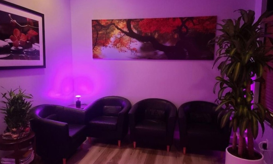 Image 3: 60-Min Hot Stone Massage with Aromatherapy for Individuals or Couples