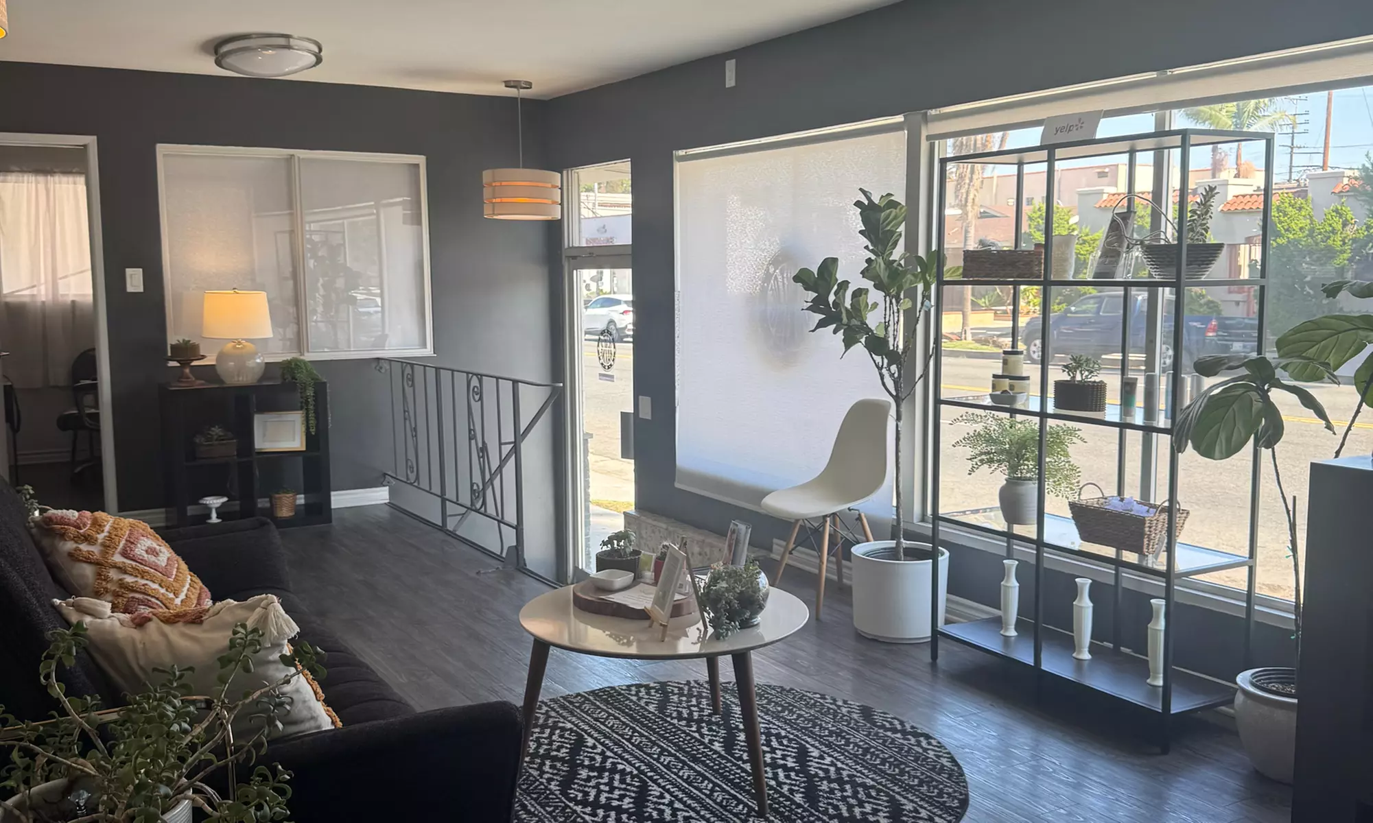 Women's Bikini, Brazilian, or Full Face Wax Available