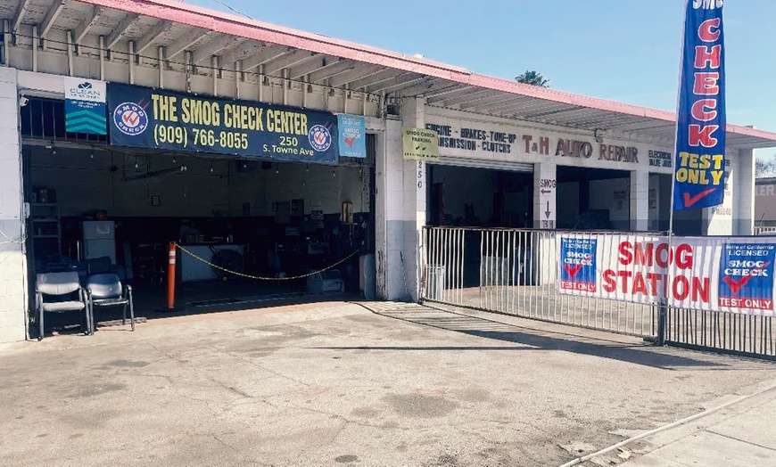 Image 1: Get a Quick Smog Check for Vehicle 2000 and Newer