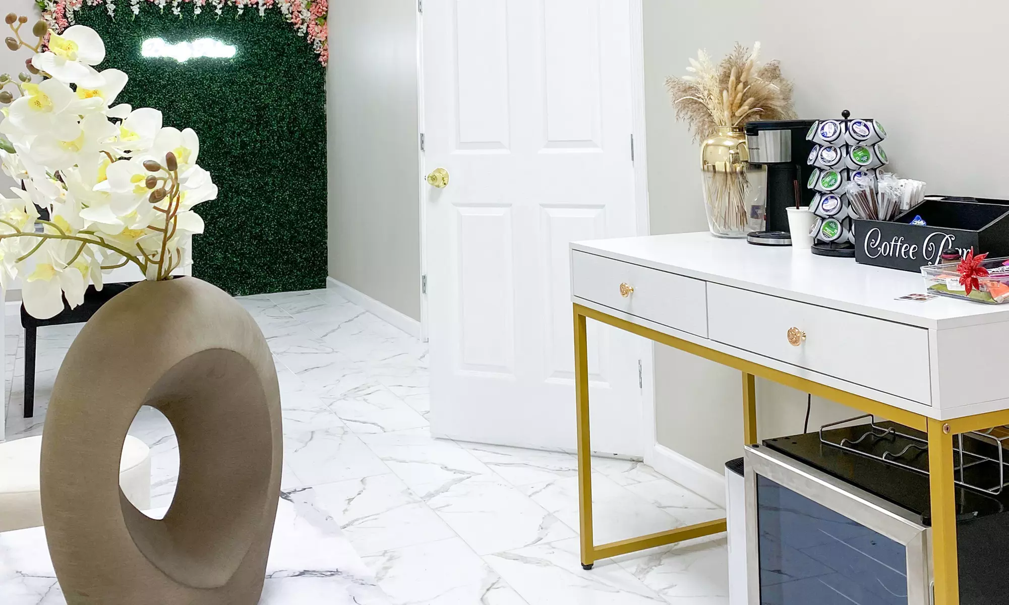 Get One Brazilian, Underarms, or Women's Full Legs Waxing at Beauty palace (Up to 30% Off) - Primary Image