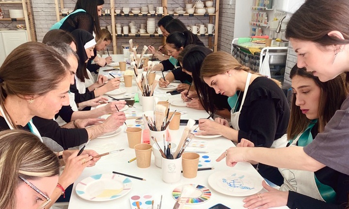 Taller de pintura en cerámica de 90 minutos para 1 o 2 personas