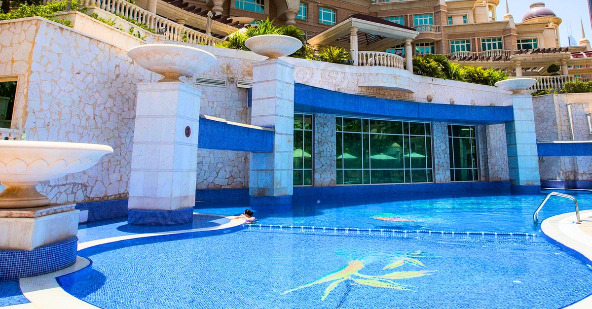 5-Star Breakfast With Drinks | Pool Access Option 5-Star Breakfast With Drinks | Pool Access Option