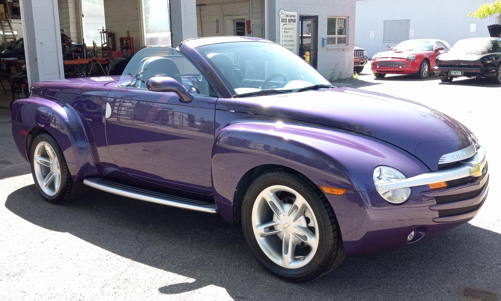 Detailing Services at Make It Beautiful Auto Detailing