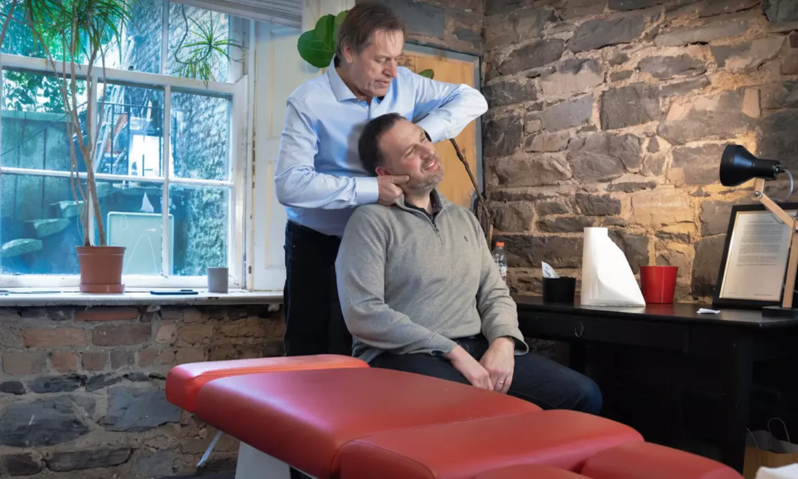 Kickstart Wellness with Chiropractic Consultation and One Treatment!