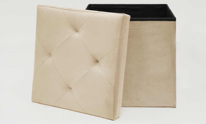 Image 10: Eleganter, gepolsterter Samt-Pouf mit Stauraum