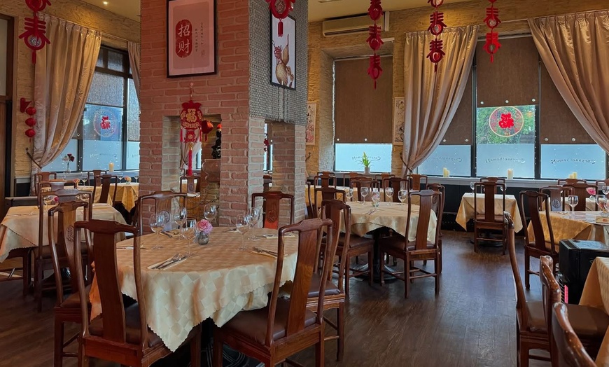 Image 7: 3-Course Dining Experience for Two or Four with Wine