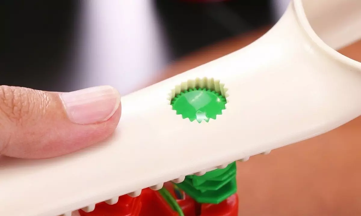 4-in-1 Multi Jar and Bottle Opener with Non-Slip Grip