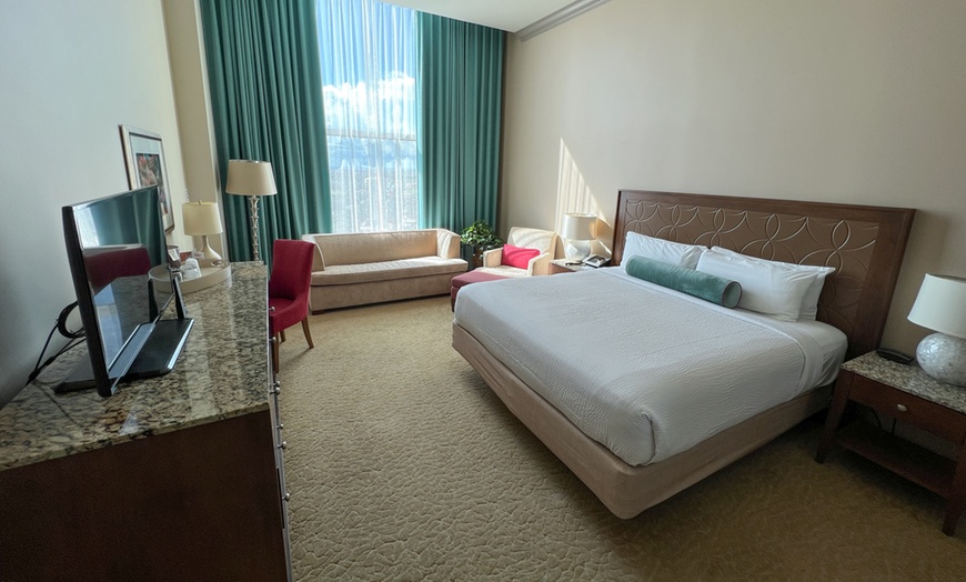 Image 5: Member Pricing: Coastal Galveston Resort, includes Value Pass
