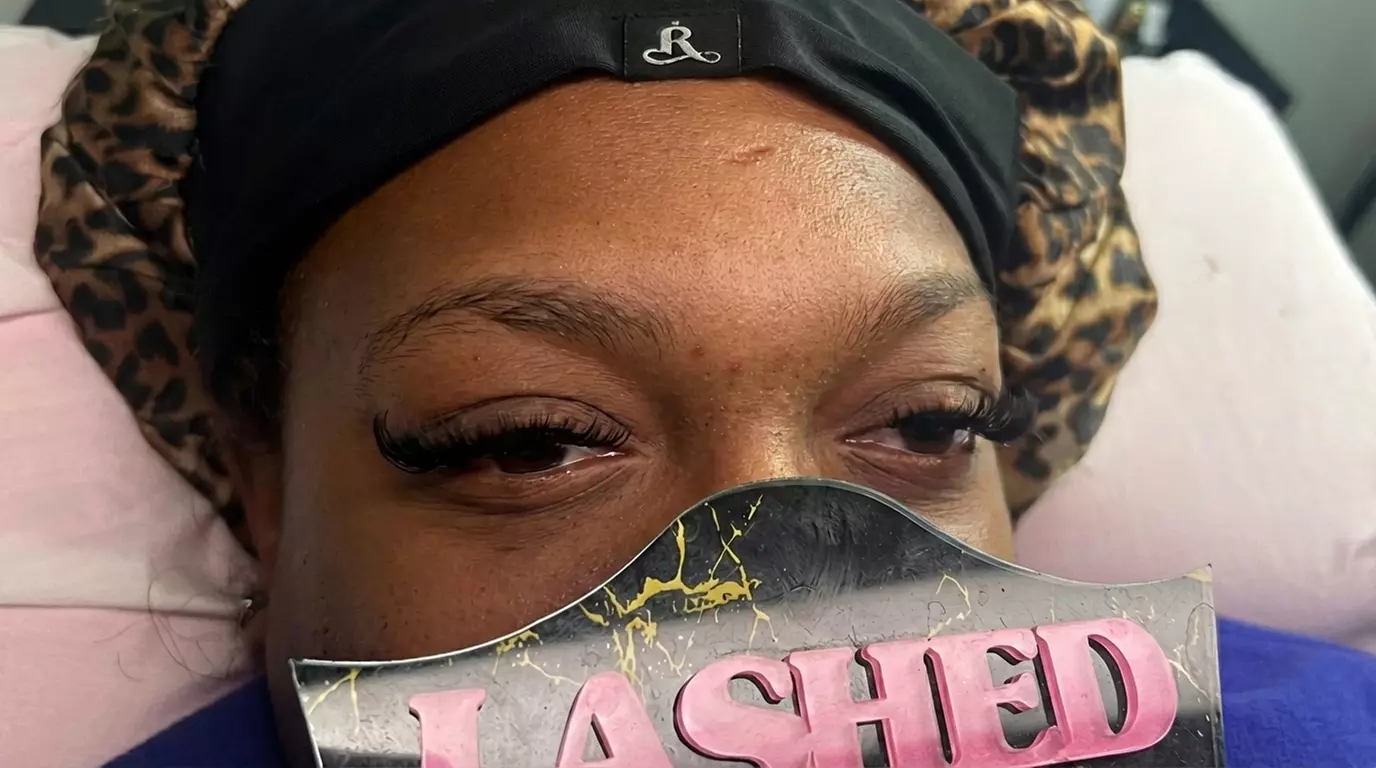 Effortless Beauty: Transform Your Look With Full Set & Fill-In Lashes