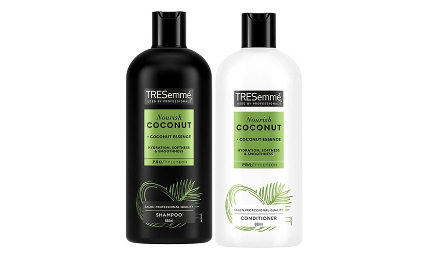 Image 8: Tresemme Shampoo and Conditioner Bundle 680ml Each