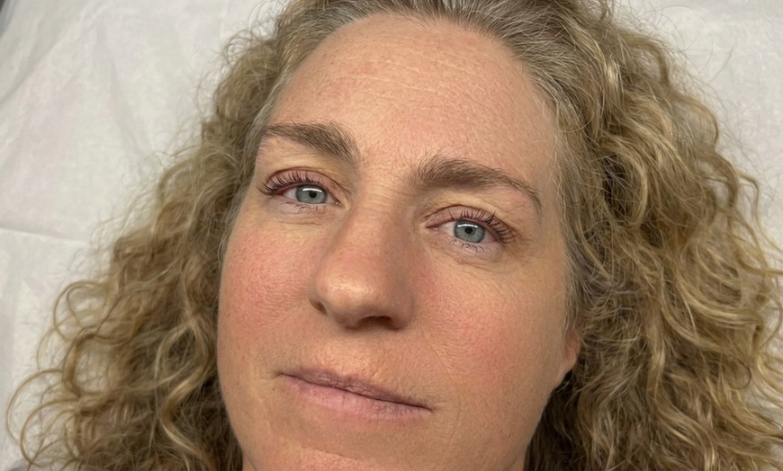 Image 5: Enjoy Lash Lift with Optional Tint, and Nourishing Keratin Mask
