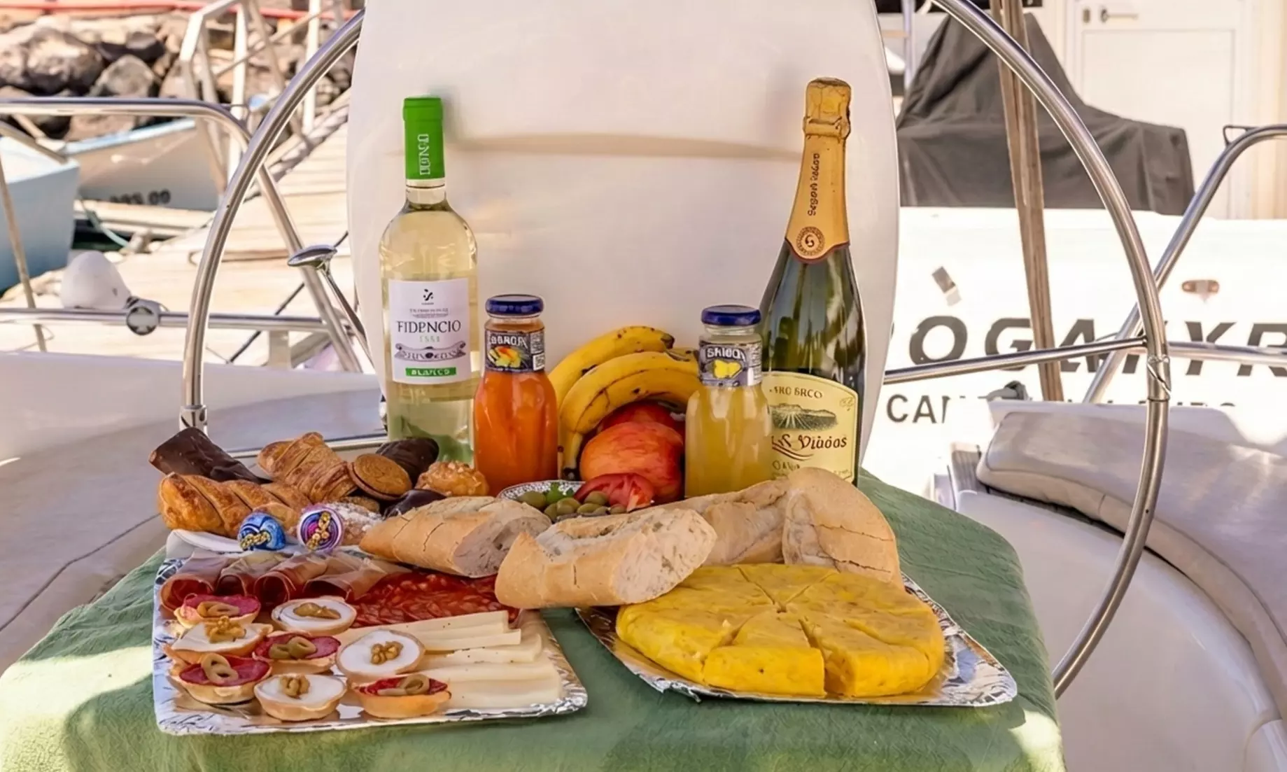 Navegación 3 horas en velero con brunch para 1 o 2 personas