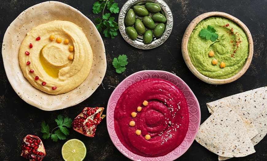 Image 1: Authenticité et convivialité autour de mezzés et grillades orientales