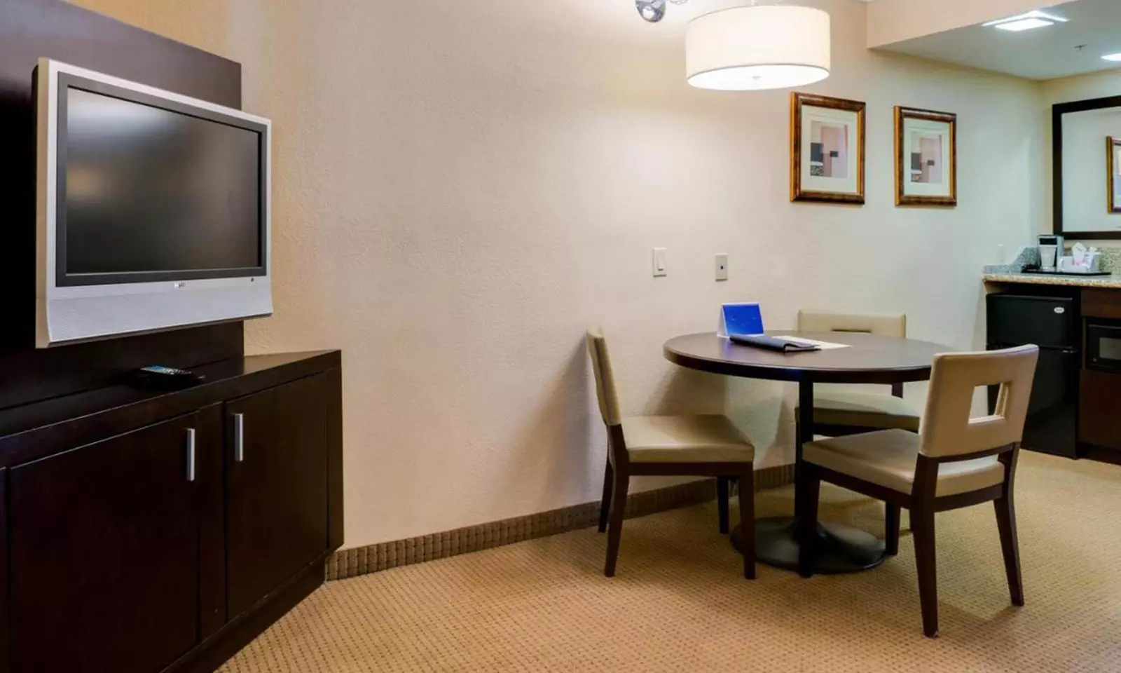 Buena Park Grand Hotel and Suites - Book Now!