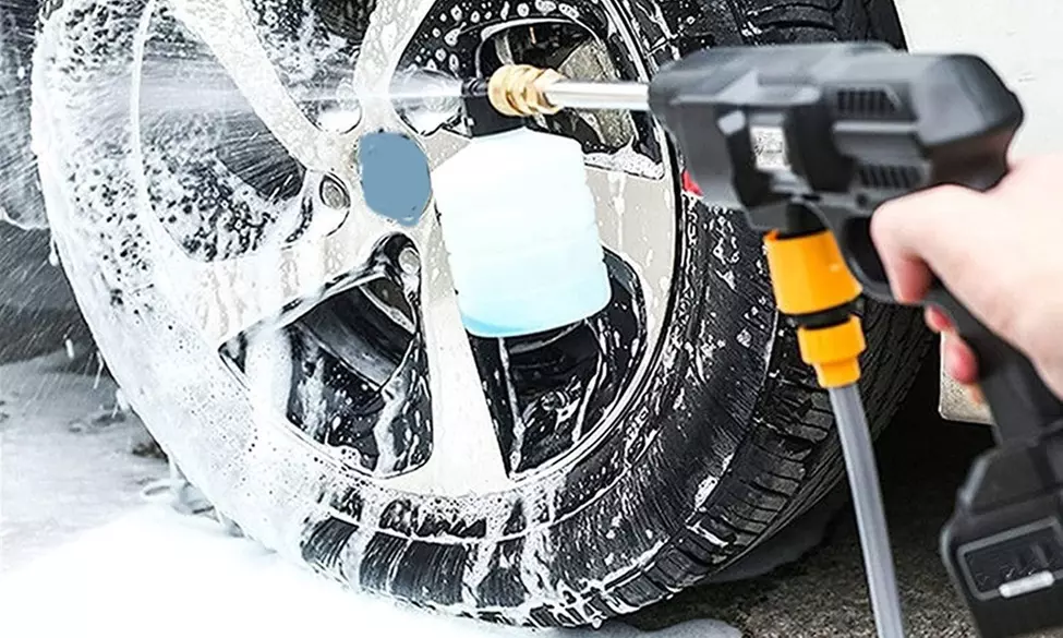 Hidrolimpiadora eléctrica de alta presión con diseño portátil y compacto - Primary Image