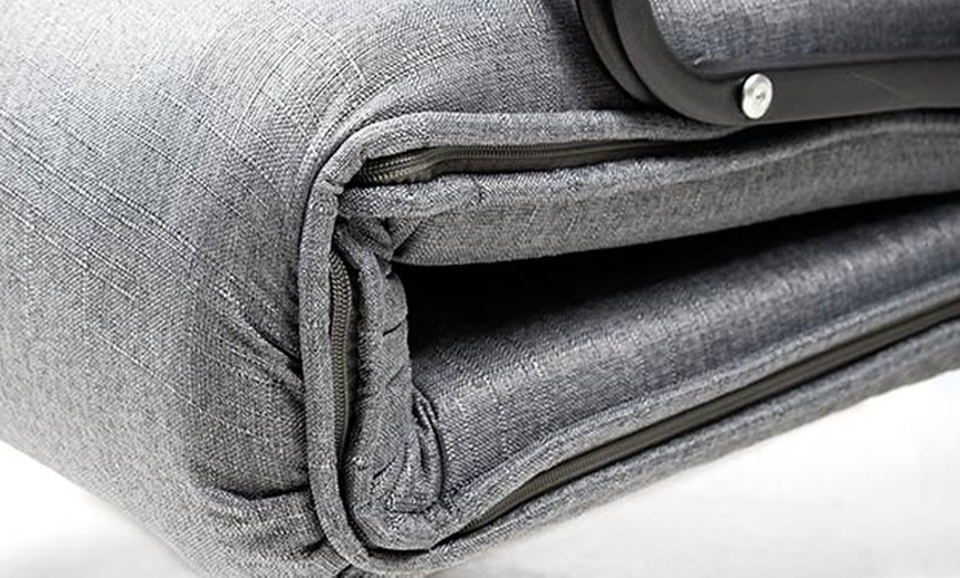 Image 10: Sofá cama convertible con sistema clic-clac, de Innovagoods
