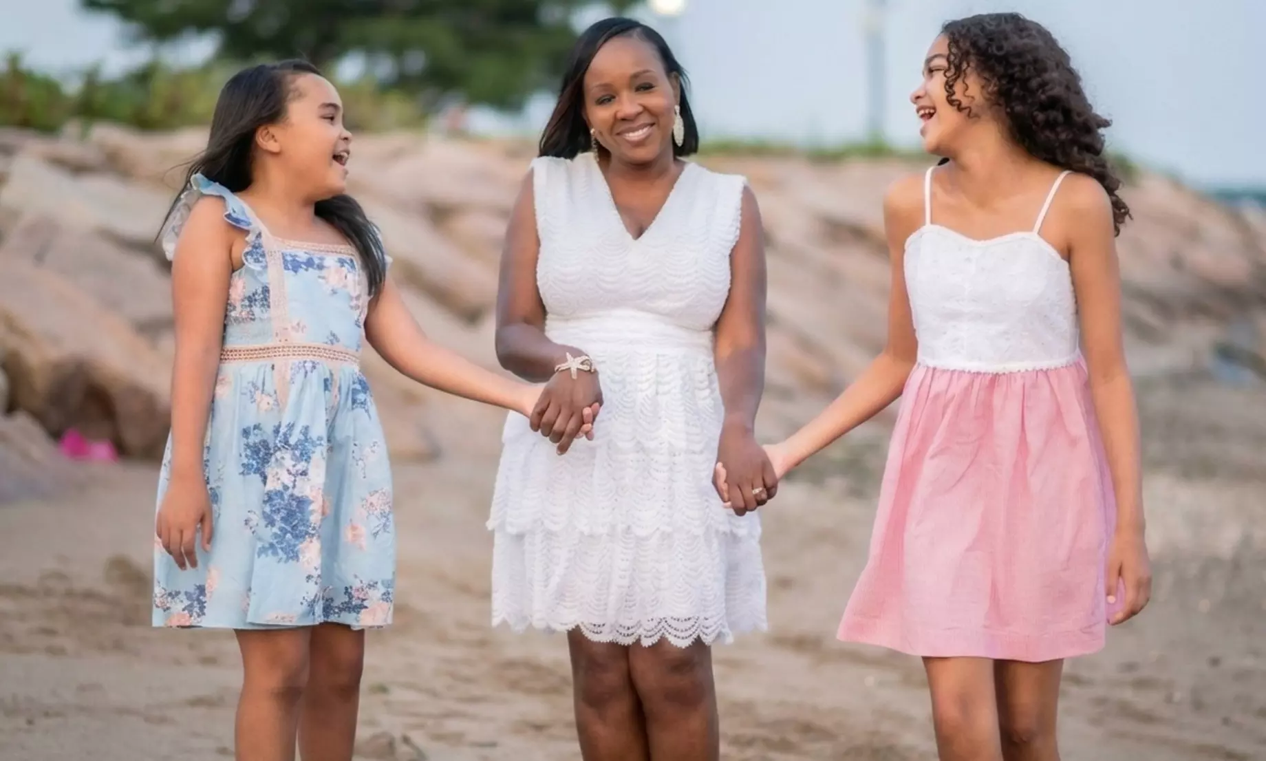 Professional In-Studio Family Photo Shoot with Digital Images