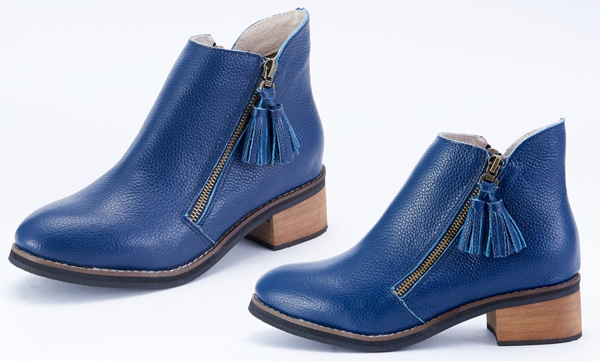 Image 8: Women's Zip Chelsea Boots