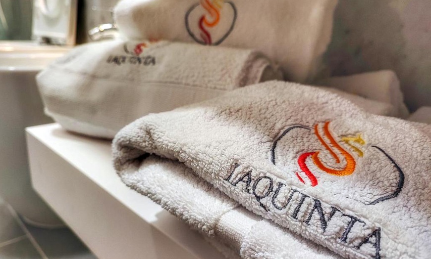 Image 16: Provincia di Salerno: soggiorno per 2 con jacuzzi Spa privata, cena o massaggio